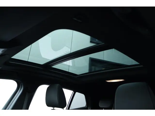 BMW X2 sDrive20i High Executive 2019 Benzine 13