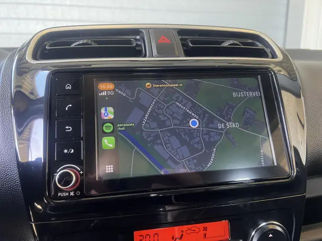 Mitsubishi Space Star 1.2 Instyle 2023 Benzine 14