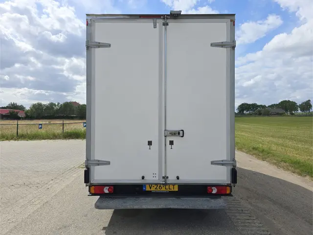 Renault Master T35 2.3 dCi Lowliner 2022 Diesel 4