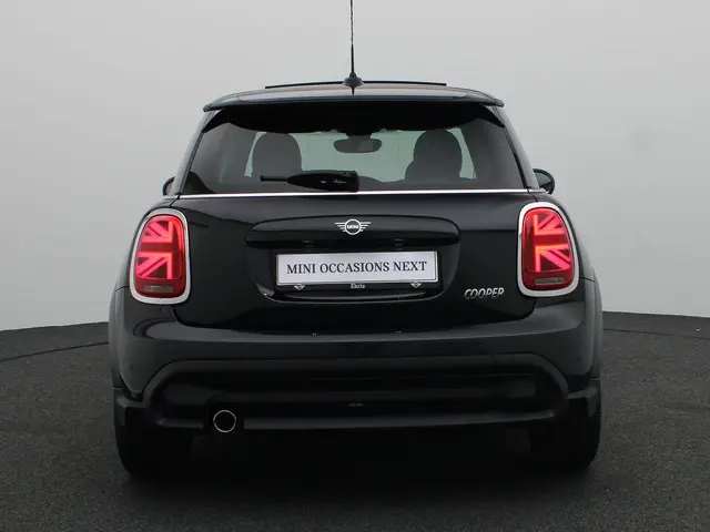 MINI 3-Deurs Cooper 2024 Benzine 5