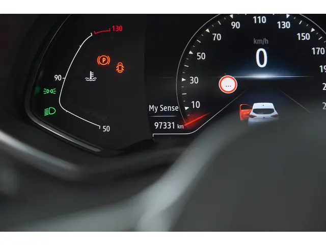 Renault Clio TCe 100 EDC Intens 2021 Benzine 41