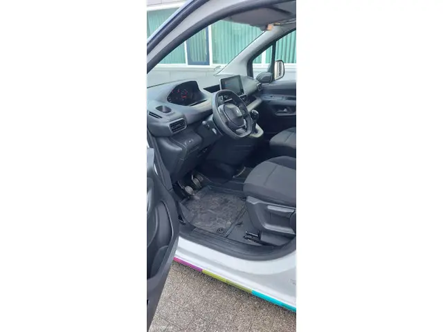 Peugeot Partner bestel 1.5 BlueHDI Premium 2020 Diesel 16