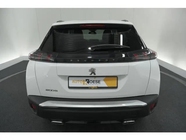 Peugeot 2008 PureTech 130 EAT8 Allure 2022 Benzine 21