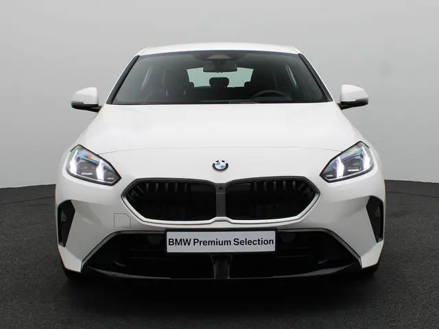 BMW 1 Serie 120 2024 Benzine 3