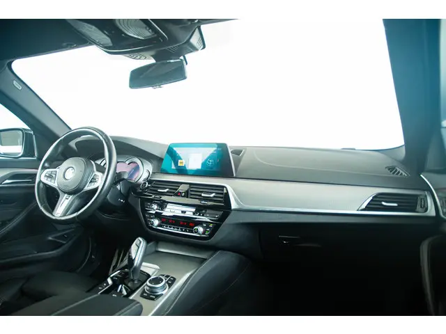 BMW 5 Serie 530d High Executive 2020 Diesel 35