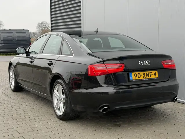 Audi A6 Limousine 2.8 FSI Pro Line Plus 2013 Benzine 7
