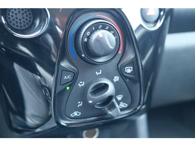 Citroën C1 VTi 72 Feel 2021 Benzine 26