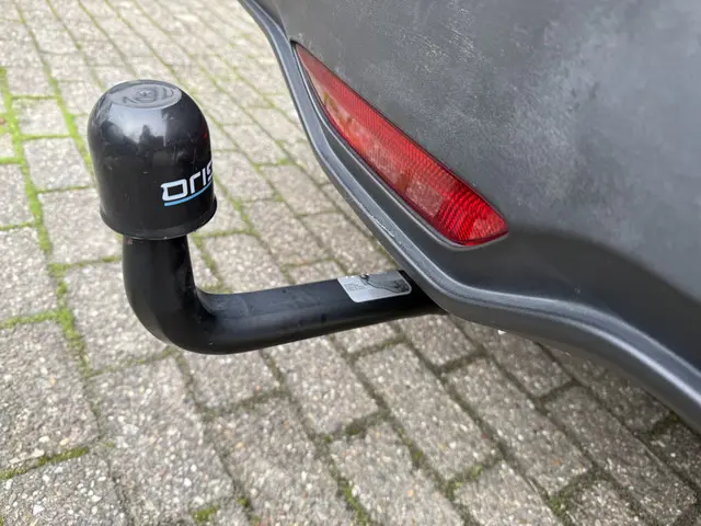 Toyota C-HR 1.8 Hybrid Bi-tone 2018 Hybride Benzine 27