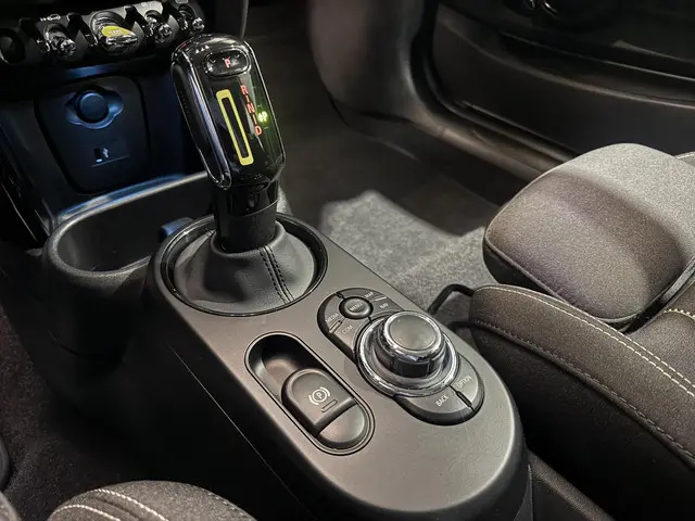 MINI Electric Mini Cooper SE 33 kWh 2024 Elektrisch 10