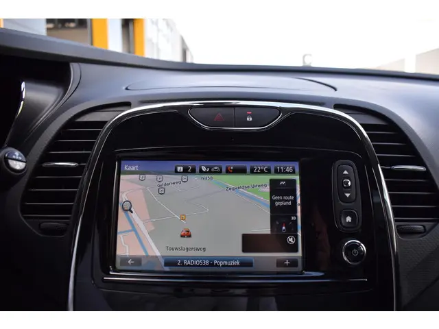 Renault Captur TCe 120 EDC Dynamique 2014 Benzine 16