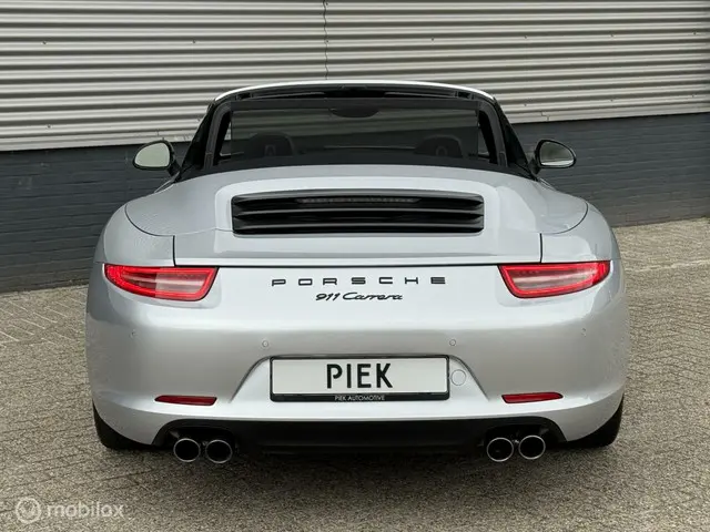 Porsche 911 Cabrio 3.4 Carrera 2014 Benzine 12