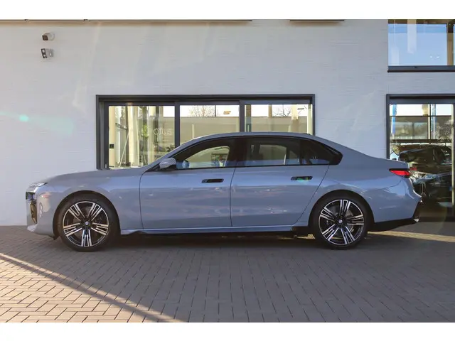 BMW i7 eDrive50 Privilege Edition 2025 Elektrisch 5