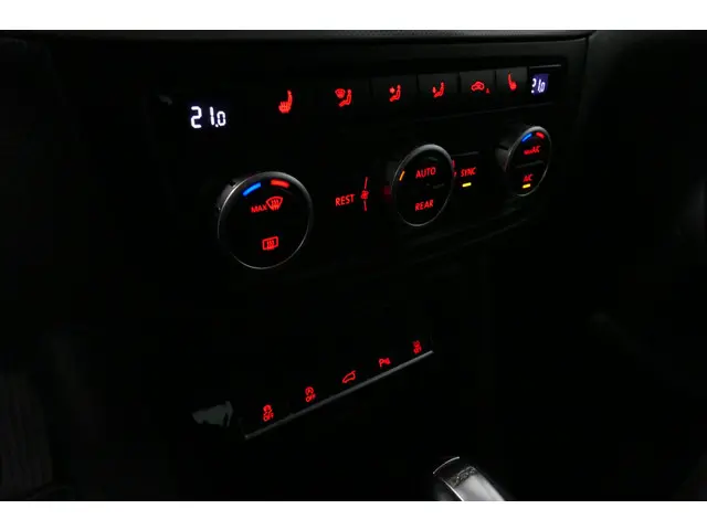 Volkswagen Sharan 1.4 TSI Comfortline 7p. 2013 Benzine 9
