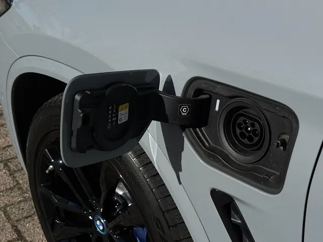 BMW X3 xDrive30e 2023 Hybride Benzine 15