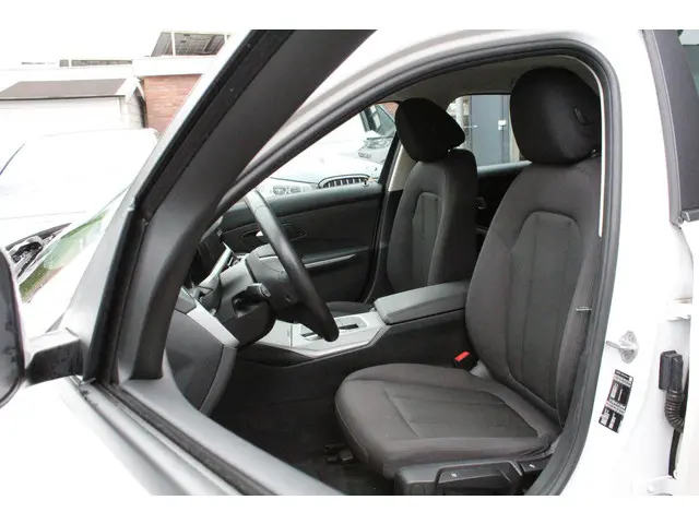 BMW 3 Serie 318d Executive Edition 2020 Hybride Diesel 9