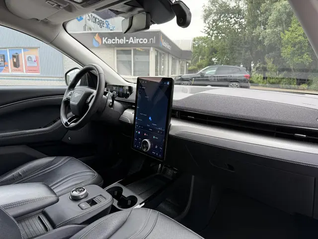 Ford Mustang Mach-E Aut. 75kWh 2021 Elektrisch 14