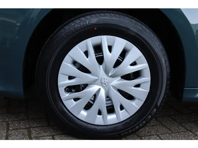 Toyota Yaris 1.5 Hybrid 115 Comfort 2026 Hybride Benzine 4