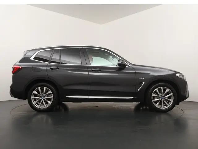 BMW X3 xDrive30e High Executive 2022 Hybride Benzine 8