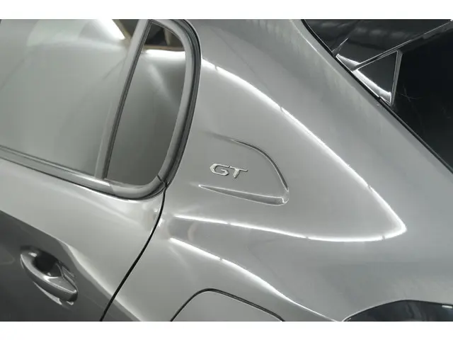 Peugeot 208 PureTech 100 GT 2023 Benzine 23