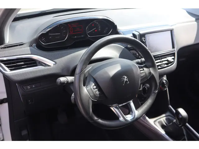 Peugeot 2008 1.2 PureTech Blue Lion 2016 Benzine 3