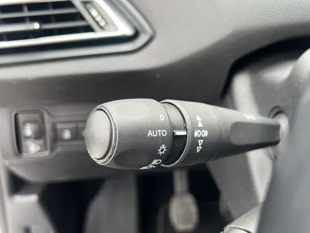 Peugeot 308 PureTech 110 Blue Lion 2017 Benzine 22