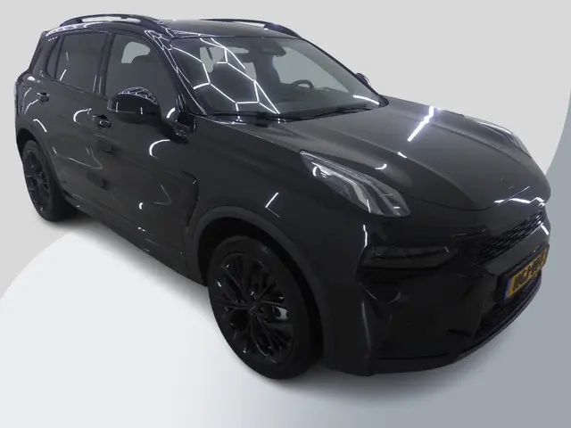 Lynk & Co 01 1.5 More 2025 Hybride Benzine 3