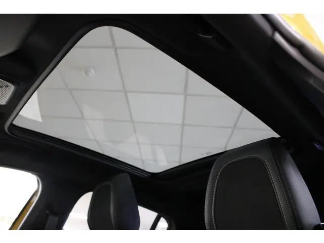 Peugeot 208 1.2 PureTech GT Pack 130 PK. 2021 Benzine 30