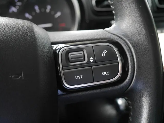 Citroën C3 1.2 PureTech Automaat Shine 2017 Benzine 27
