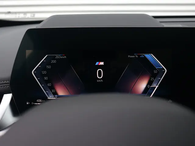 BMW X1 xDrive23i 2025 Benzine 24