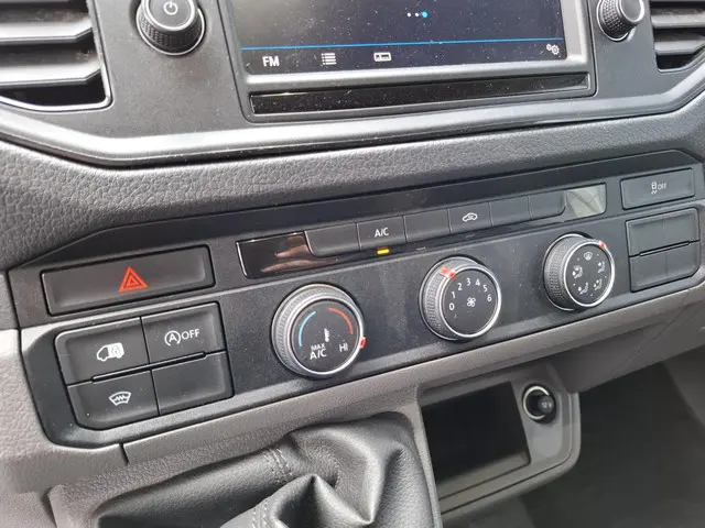 Volkswagen Crafter 35 2.0 TDI L3H3 Highline 2019 Diesel 28