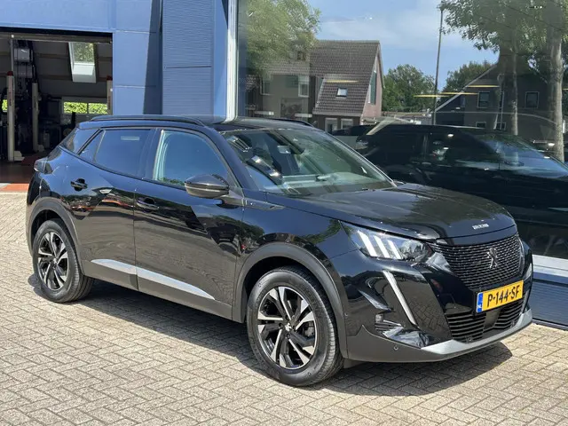 Peugeot e-2008 2