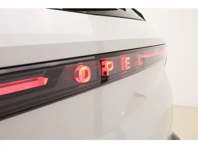 Opel Grandland Electric GS 73 kWh 2025 Elektrisch 36