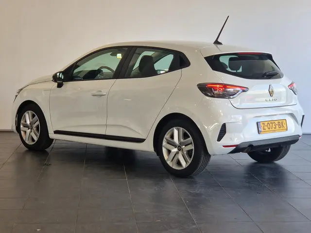 Renault Clio 1.0 TCe 90 GPF evolution 2024 Benzine 5