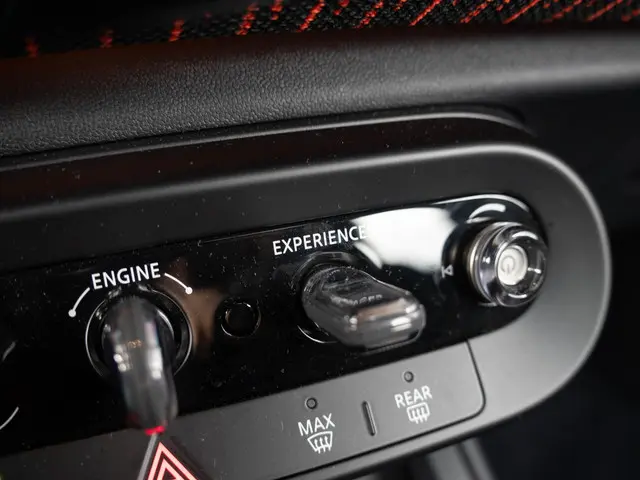 MINI Countryman C 2025 Benzine 35