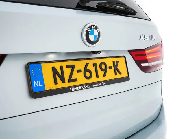 BMW X5 M High Executive M-Sportpack 2016 Benzine 33