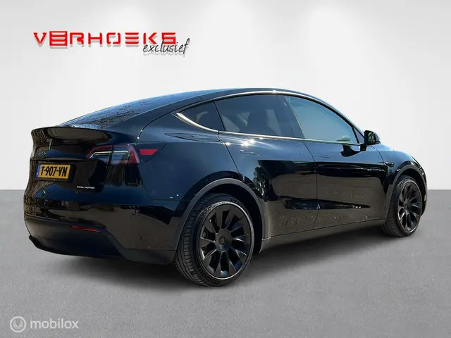 Tesla Model Y Long Range Dual Motor 2023 Elektrisch 5