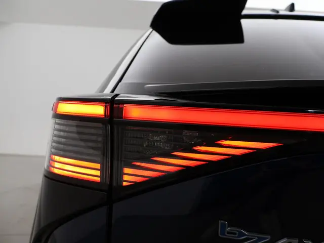 Toyota bZ4X DYNAMIC 71 kWh + TREKHAAK 2023 Elektrisch 20
