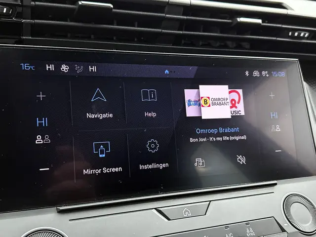 Peugeot 308 SW 1.2 130PK AUT. Business 2022 Benzine 11