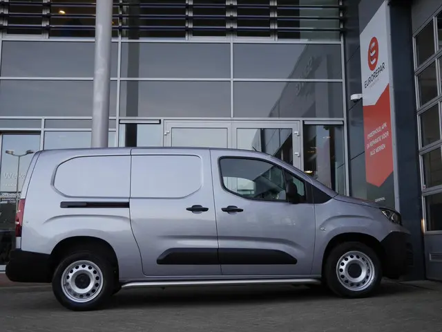 Peugeot Partner 1.5 BlueHDI Premium Long 2021 Diesel 8