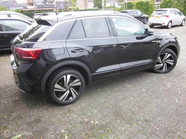 Volkswagen T-Roc 1.5 TSI R-Line Edition 2024 Benzine 4