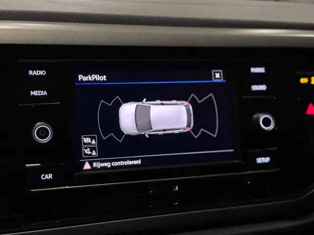 Volkswagen Polo 1.0 TSI Comfortline 2018 Benzine 30