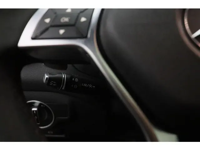 Mercedes-Benz GLA AMG 45 4Matic Edition 1 2014 Benzine 31