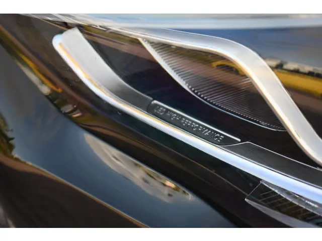Mercedes-Benz GLA 250 e AMG 2021 Hybride Benzine 58