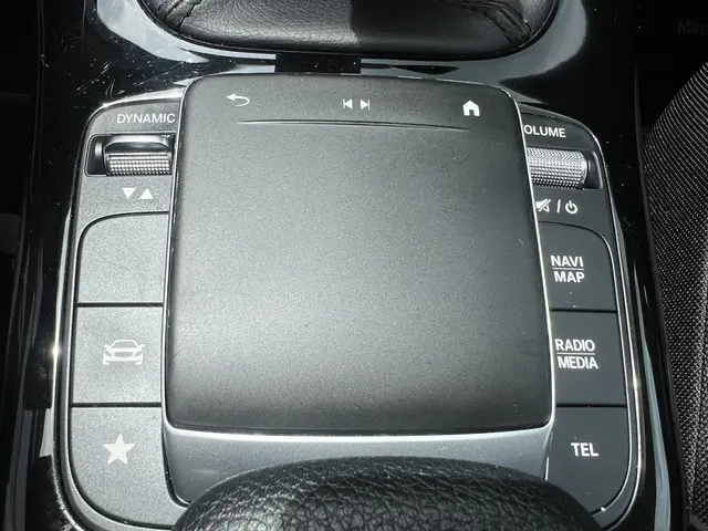 Mercedes-Benz A-Klasse 180 2020 Benzine 24