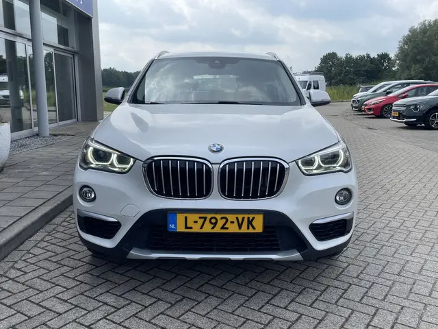 BMW X1 3