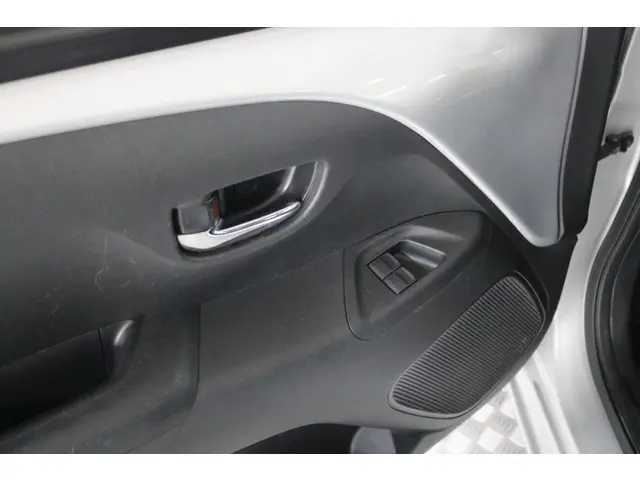 Toyota Aygo 1.0 VVT-i x-play 2017 Benzine 13