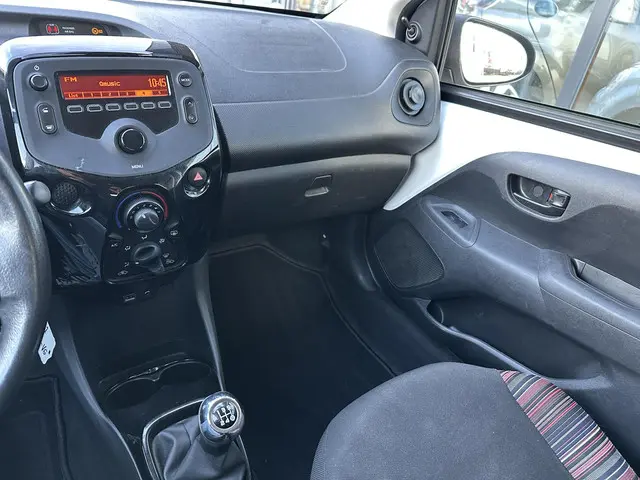 Citroën C1 1.0 VTi Feel 2022 Benzine 10