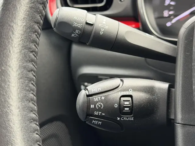 Citroën C3 1.2 PureTech S&S Shine 2018 Benzine 31