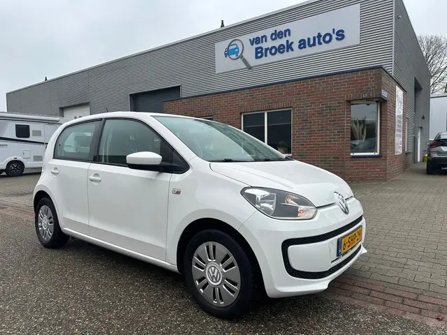 Volkswagen up! 3