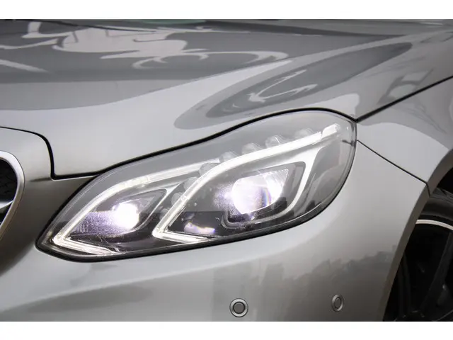 Mercedes-Benz E-Klasse Estate AMG 63 4MATIC 2014 Benzine 32